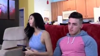 Main Game Bareng Kakak Malah Jadi Sex