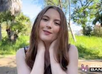 Gairah Sex Creampie Gadis Mulus